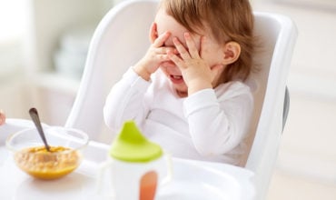 Bien choisir la chaise haute de bébé