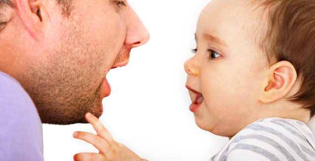 Comment Aider Bebe A Developper Son Langage Autour De Bebe