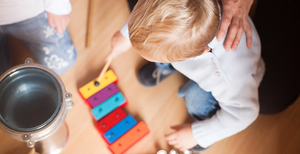 Pourquoi la musique est si cruciale pour les enfants