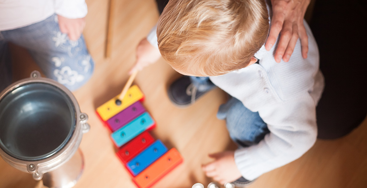 Des instruments qui vont faire découvrir la musique au bébé