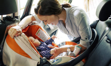 Assurer la sécurité de bébé en voiture