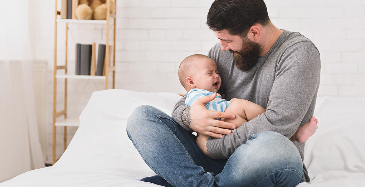 Calmer un bébé qui pleure