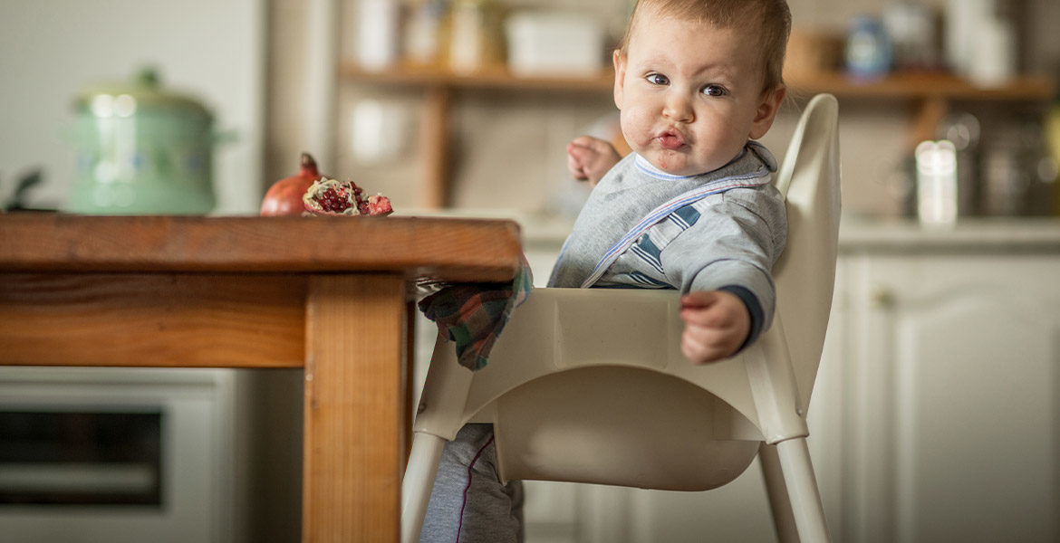 Chaise haute : à partir de quel âge ?, Autour de bébé