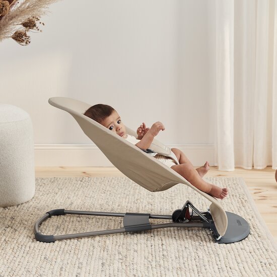 BabyBjörn Transat bébé balance soft tissé Kaki/Beige  BabyBjörn Transat bébé balance soft tissé Kaki/Beige