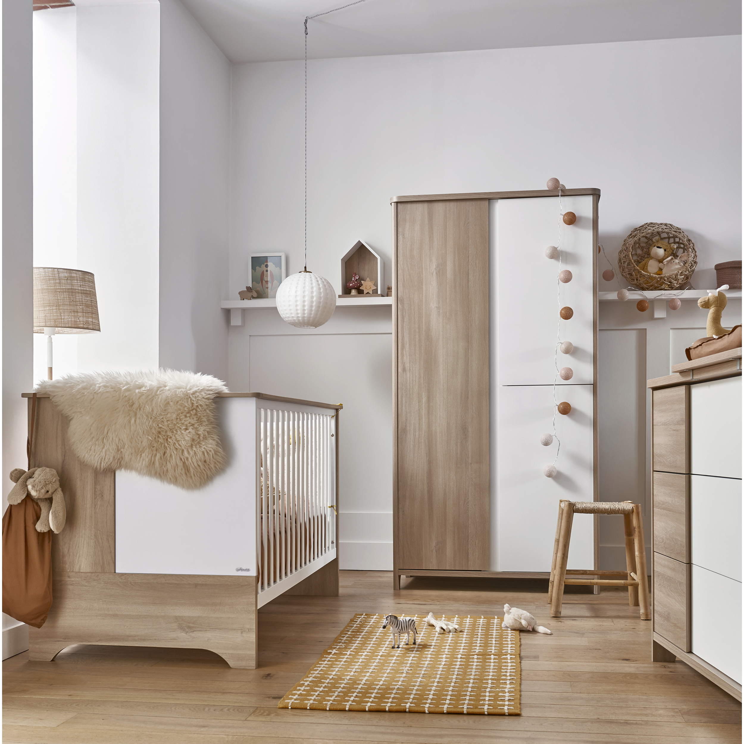 Chambre bébé complète Sacha du Bocage : lit 70x140, commode, armoire Galipette