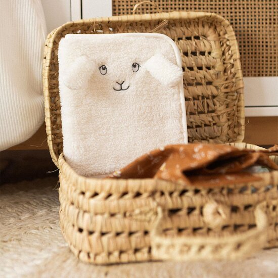 Trois Kilos Sept Protege carnet sante Wooly Ecru  Trois Kilos Sept Protege carnet sante Wooly Ecru