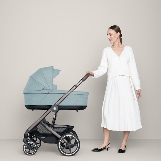 Cybex Nacelle Cot S Lux moon black  Cybex Nacelle Cot S Lux moon black