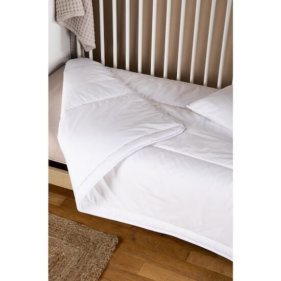 Kadolis Couette tempérée en coton bio Maui Blanc 100x140 cm Kadolis Couette tempérée en coton bio Maui Blanc 100x140 cm