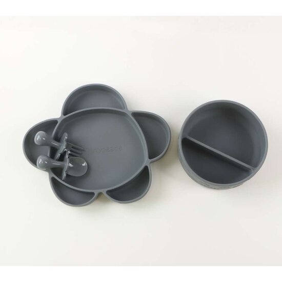 Grabease Coffret repas 4 pièces en silicone avec ventouse Gris 6 mois+ Grabease Coffret repas 4 pièces en silicone avec ventouse Gris 6 mois+