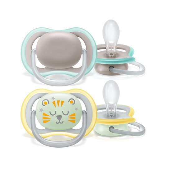 Philips Avent Lot de 2 Sucettes Ultra Air Day and night Déco Gris perle/ bleu ciel/ jaune vanille 18 mois Philips Avent Lot de 2 Sucettes Ultra Air Day and night Déco Gris perle/ bleu ciel/ jaune vanille 18 mois