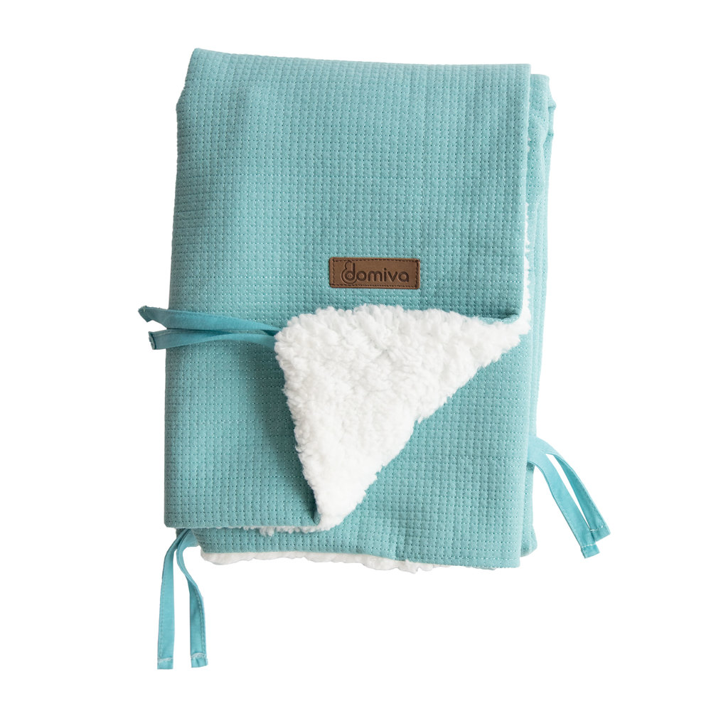 Couverture nomade fluffy BLEU Domiva