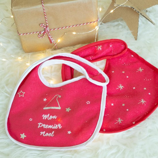 Trois Kilos Sept Lot de 2 Bavoirs Naissance Noël Rouge 0-6 mois Trois Kilos Sept Lot de 2 Bavoirs Naissance Noël Rouge 0-6 mois