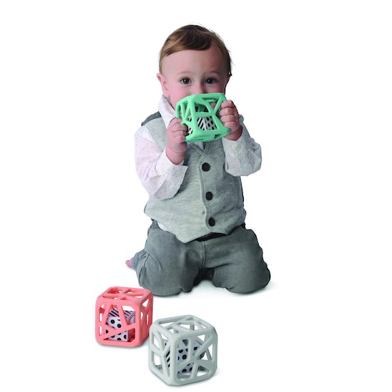 Malarkey kids Hochet cube de dentition Rose Pêche  Malarkey kids Hochet cube de dentition Rose Pêche