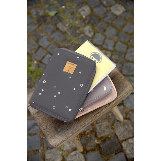 Lässig Pochette carnet de santé Universe anthracite  Lässig Pochette carnet de santé Universe anthracite
