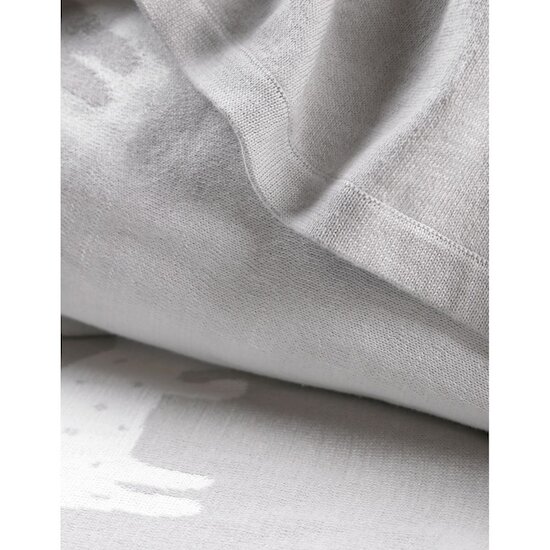 Noukie's Couverture tricot Babou et Kendi Grise 75x100 cm Noukie's Couverture tricot Babou et Kendi Grise 75x100 cm
