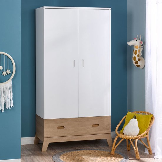 Armoire Bebe Achat D Amoires En Bois Pour La Chambre De Bebe Adbb