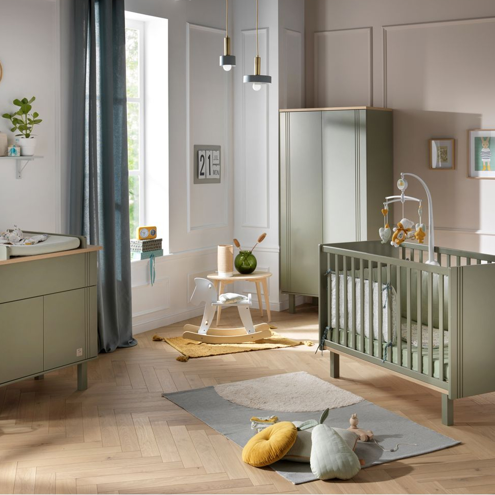 Chambre bébé complète Eléonore kaki : lit 60x120, commode, armoire Sauthon