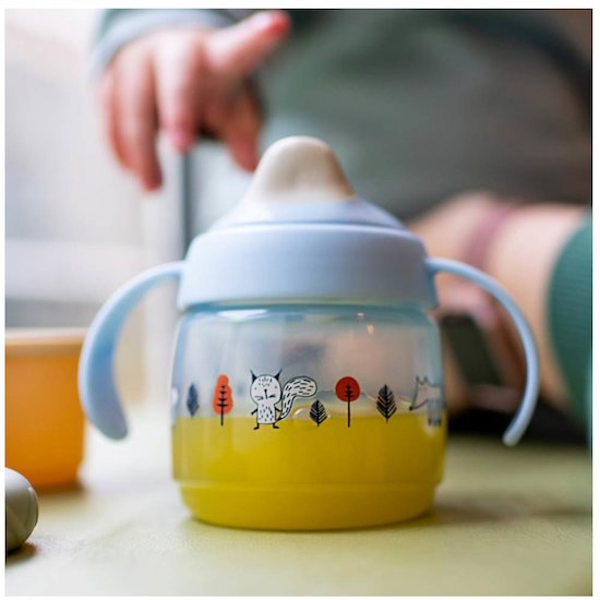 Tommee Tippee Tasse 1er âge déco vert 190 ml Tommee Tippee Tasse 1er âge déco vert 190 ml
