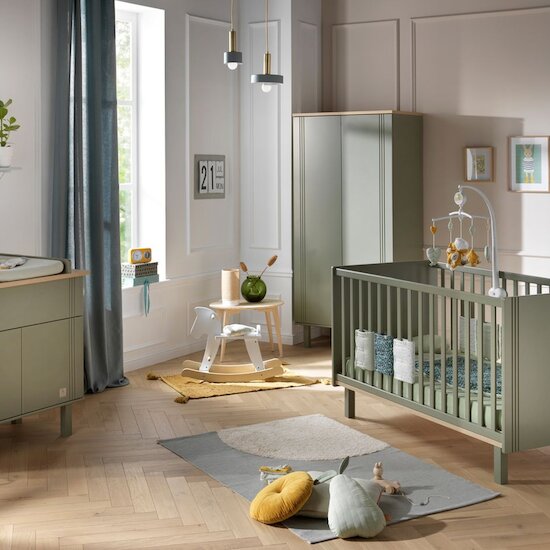 Sauthon Chambre bébé complète Eléonore kaki : lit 70x140, commode, armoire  