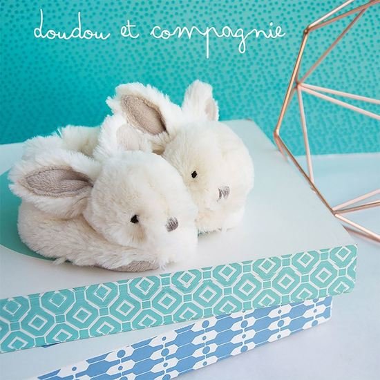 doudouetciecoffretchaussonsavechochetlapinbonbontaupe-3700335213102-5BaseMedia-96Wx96H.jpg