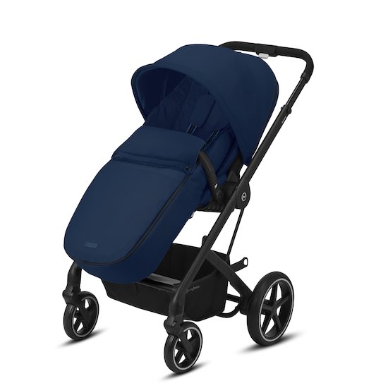 Couvrir Bebe Pour Le Garder Au Chaud Dans Sa Poussette Adbb